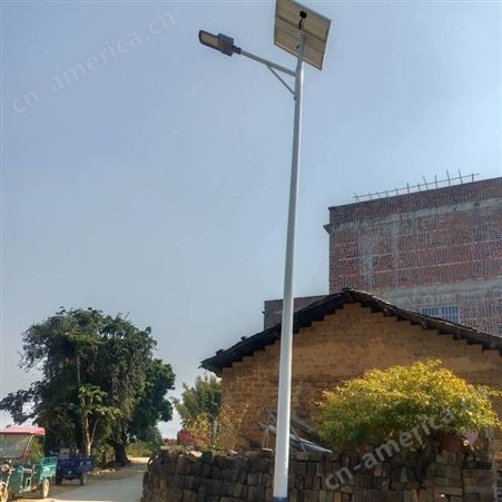 广西太阳能灯杆厂家供应6米太阳能路灯