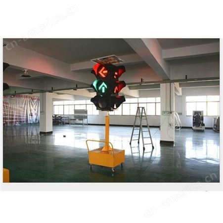 广泰教学设备300型太阳能交通信号灯 LED交通信号灯可移动升降
