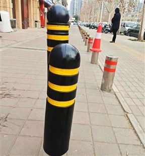 橡胶路桩道路防撞柱警示柱立柱固定路桩道口隔离桩交通设施